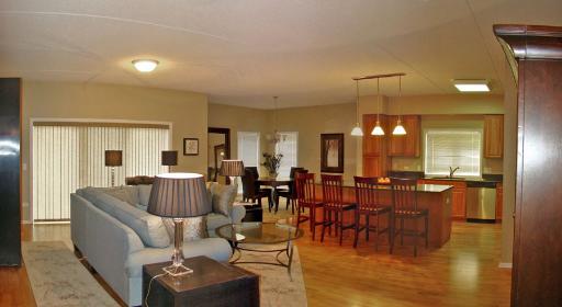 1277 Thacker St #306, Des Plaines, IL 60016 photo 3