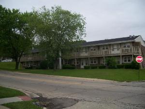 75 Willard Ave #5, Elgin, IL 60120 photo 1