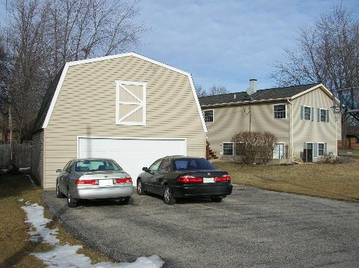 518 Deerpath Dr, Lindenhurst, IL 60046 photo 12