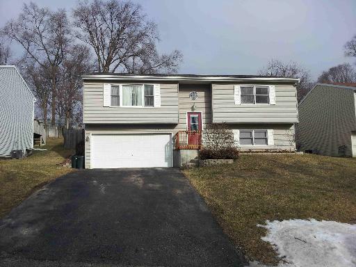 5424 Hillside Dr, Mchenry, IL 60050 photo 1