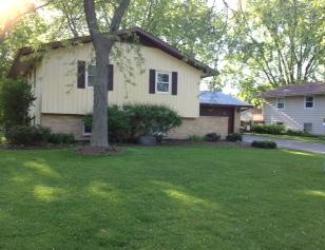 431 Longview Dr, Geneva, IL 60134 photo 1