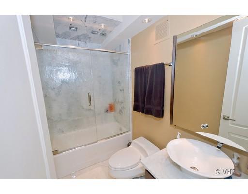 100 E Huron St #2103, Chicago, IL 60611 photo 9