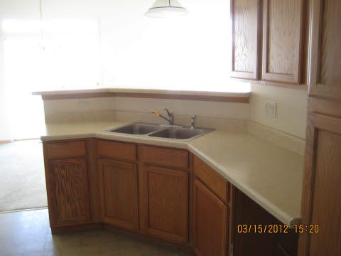 24200 Walnut Cir, Plainfield, IL 60585 photo 4
