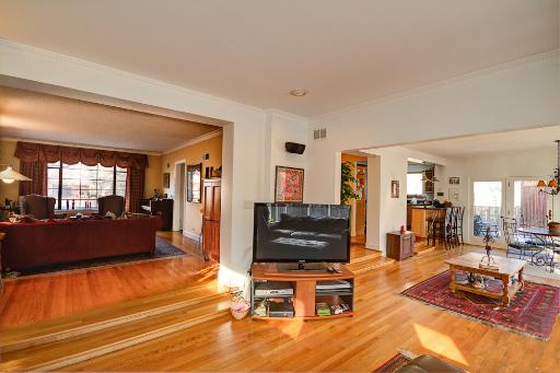 9335 Springfield Ave, Evanston, IL 60203 photo 13