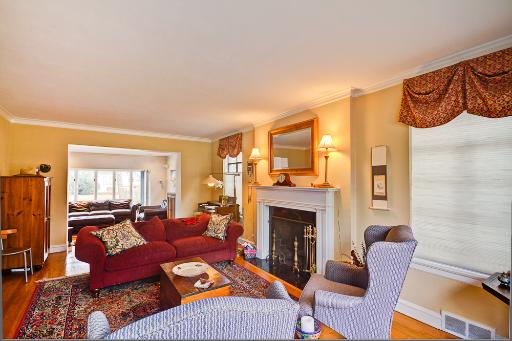 9335 Springfield Ave, Evanston, IL 60203 photo 3