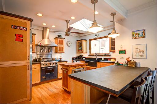 9335 Springfield Ave, Evanston, IL 60203 photo 6