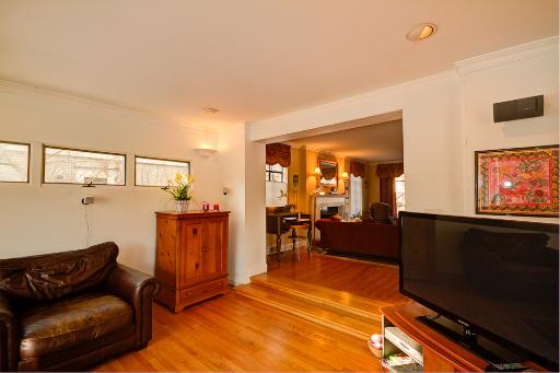 9335 Springfield Ave, Evanston, IL 60203 photo 9
