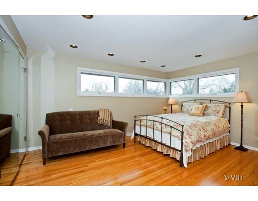 605 Dundee Rd, Glencoe, IL 60022 photo 7