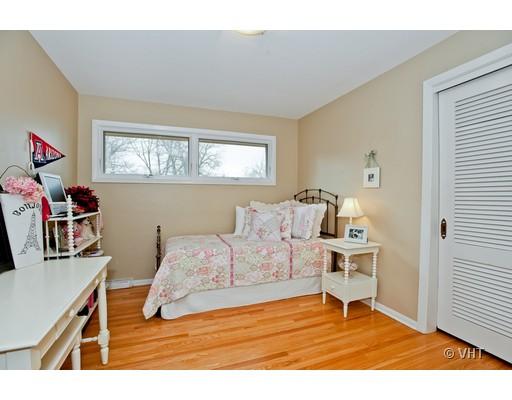 605 Dundee Rd, Glencoe, IL 60022 photo 8