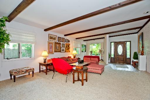 1107 Fairfield Rd, Glencoe, IL 60022 photo 2