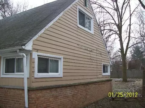 413 Watseka St, Park Forest, IL 60466 photo 2