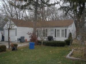 1061 Sullivan Rd, Aurora, IL 60506 photo 1