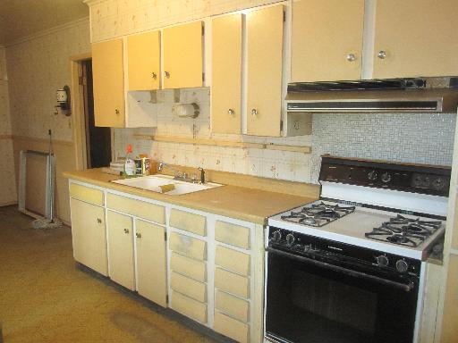 16318 S Turner Ave, Markham, IL 60426 photo 4