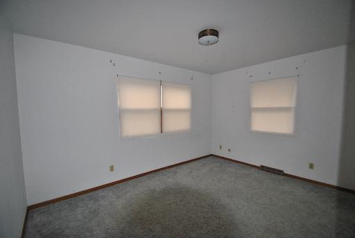 575 Terry Ave, Aurora, IL 60506 photo 9