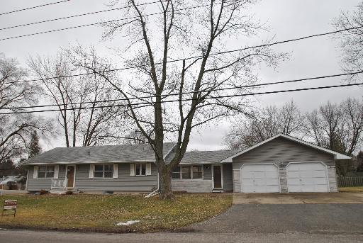575 Terry Ave, Aurora, IL 60506 photo 1