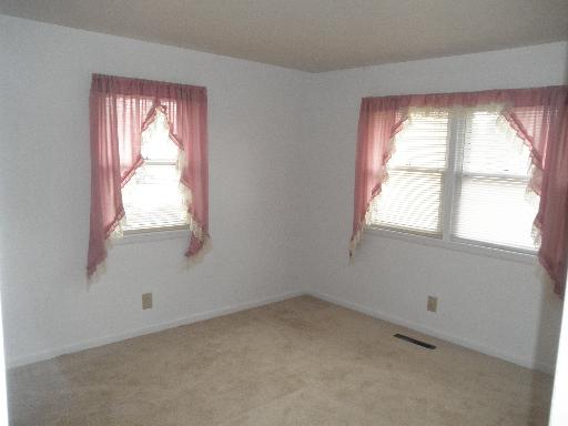 29 Durell Dr, Kankakee, IL 60901 photo 6