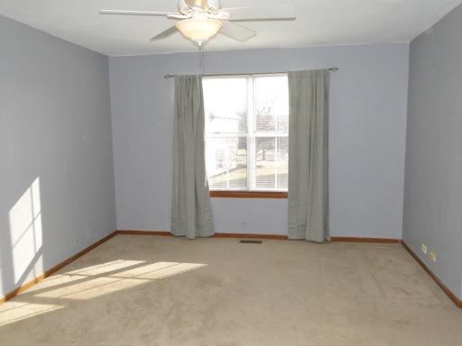 1697 Pebble Beach Cir, Elgin, IL 60123 photo 12