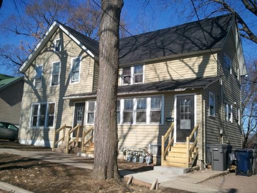 622 Wilder St, Elgin, IL 60123 photo 1