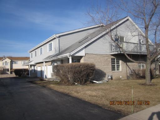 3490 Willowview Ct, Aurora, IL 60504 photo 2