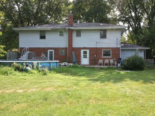 Undisclosed, Elgin, IL 60123 photo 3