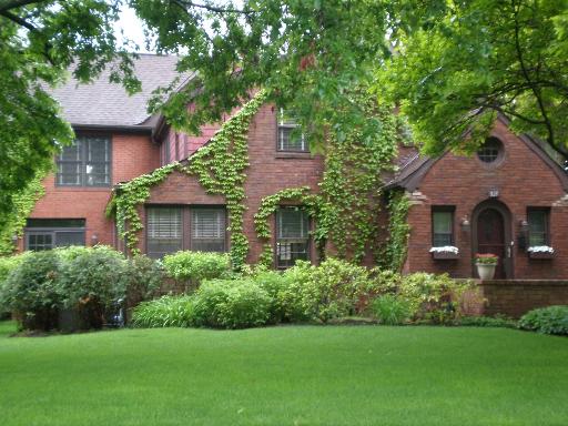528 E Prairie Ave, Wheaton, IL 60187 photo 1