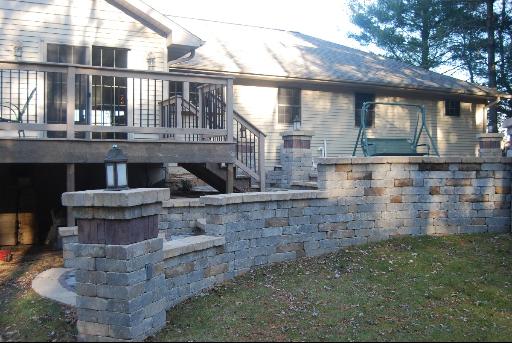 832 Spa Ln, Dixon, IL 61021 photo 3