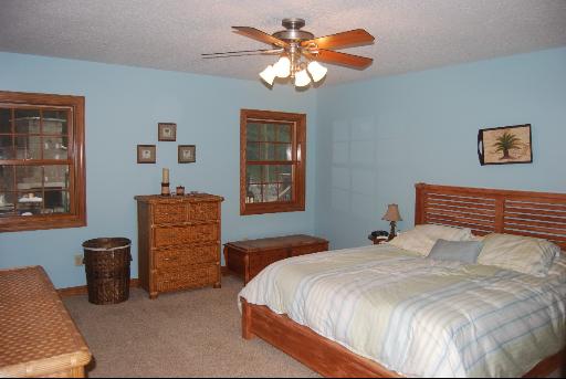 832 Spa Ln, Dixon, IL 61021 photo 4