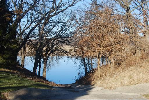 832 Spa Ln, Dixon, IL 61021 photo 2