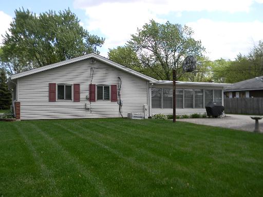 720 Morton St, Hoffman Estates, IL 60169 photo 13