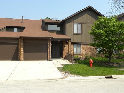 21 Creekside Cir #A, Elgin, IL 60123 photo 16