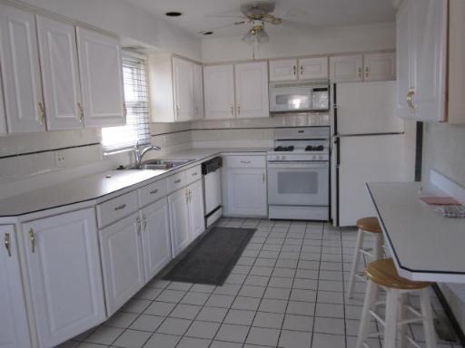 136 S Forest Ave, Hillside, IL 60162 photo 5