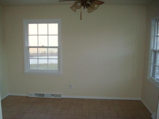 6 Westleigh Ct, Montgomery, IL 60538 photo 3