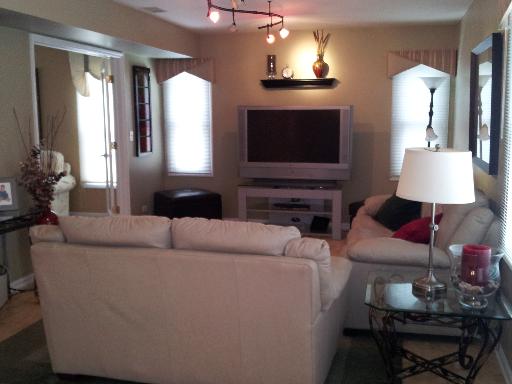 660 Yardley Ln, Hoffman Estates, IL 60169 photo 8