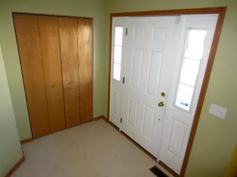 7714 Oleander Dr, Plainfield, IL 60586 photo 2