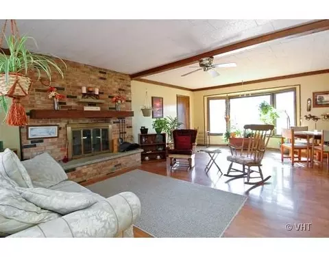 1610 N Ranch Dr, Mchenry, IL 60050 photo 5