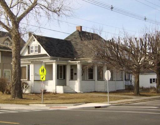 2503 4th St, Peru, IL 61354 photo 1