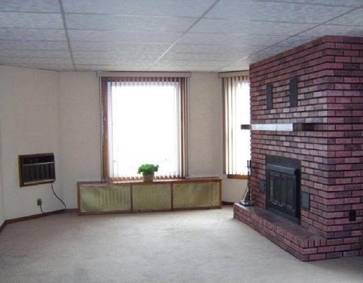 2503 4th St, Peru, IL 61354 photo 5