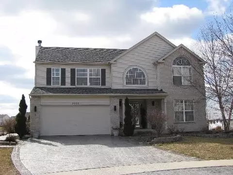 2000 Fairfield Dr, Plainfield, IL 60586 photo 1