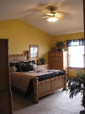 2000 Fairfield Dr, Plainfield, IL 60586 photo 8