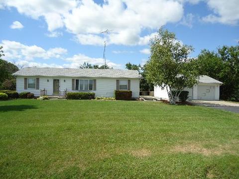 1155 N Gorham Rd, Morris, IL 60450 photo 1