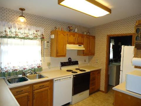 1155 N Gorham Rd, Morris, IL 60450 photo 4