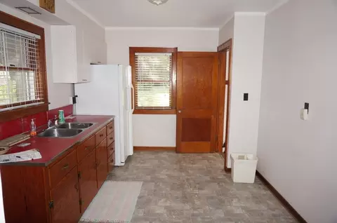 405 Arch St, Ottawa, IL 61350 photo 6
