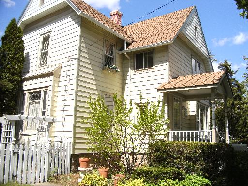 320 S Main St, Algonquin, IL 60102 photo 1