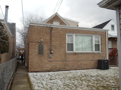 Undisclosed, Chicago, IL 60629 photo 2