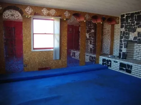 2447 W 159 St, Harvey, IL 60426 photo 3
