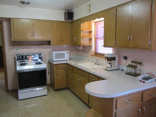 6564 W Devon Ave, Chicago, IL 60631 photo 5