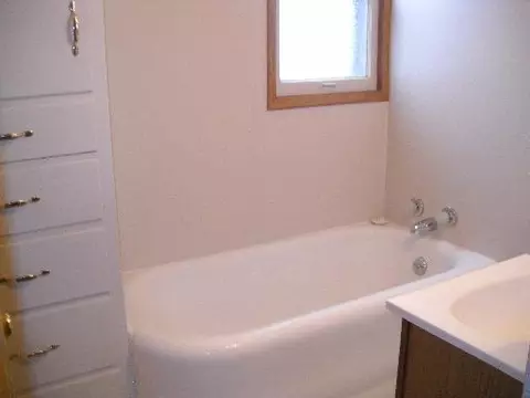502 6th St, Peru, IL 61354 photo 5