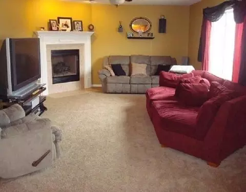 11 Emily Dr, Spring Valley, IL 61362 photo 2