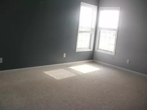 2 Memory Ln, Streator, IL 61364 photo 2