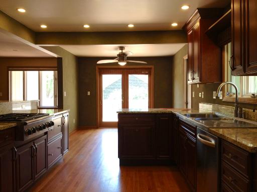 25 White Oak Ln, Elgin, IL 60123 photo 7